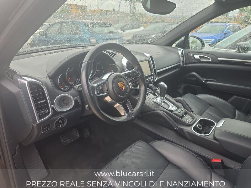 Porsche Cayenne Cayenne 3.0 tiptronic