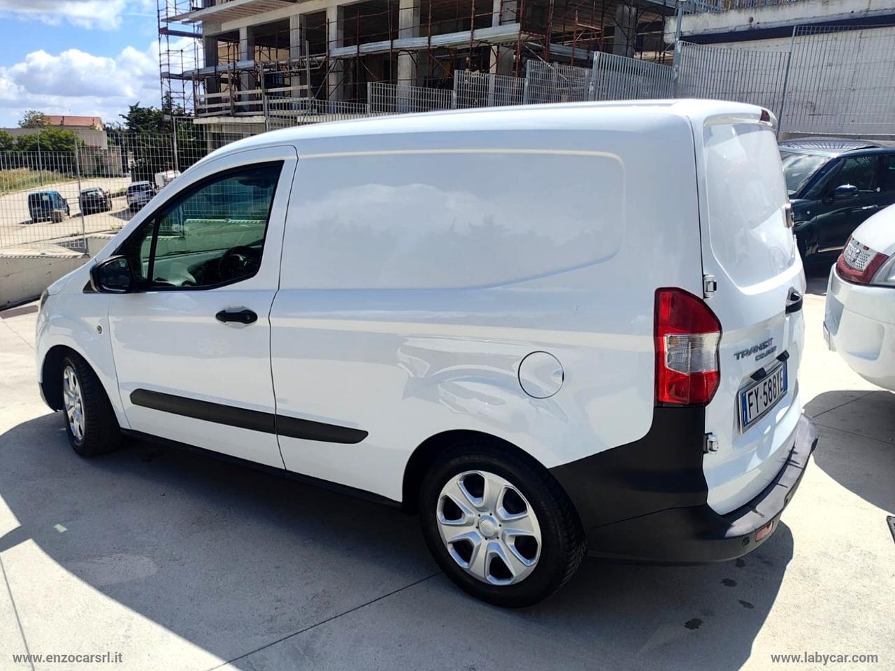 Transit Courier 1.5 TDCi 75CV Van Entry