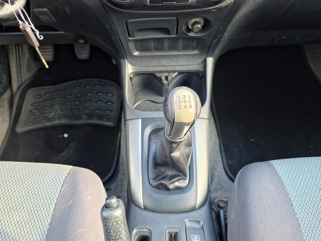 Toyota RAV 4 RAV4 2.2 D-4D 136 CV Sol E3 Manuale 4x4 2006