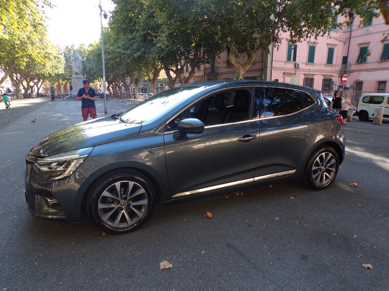 RENAULT CLIO INTENS 1 PROPRIETARIO | 85.500 KM | NOV.2019 BOOK SERVICE RENAULT | NEOPATENTATI