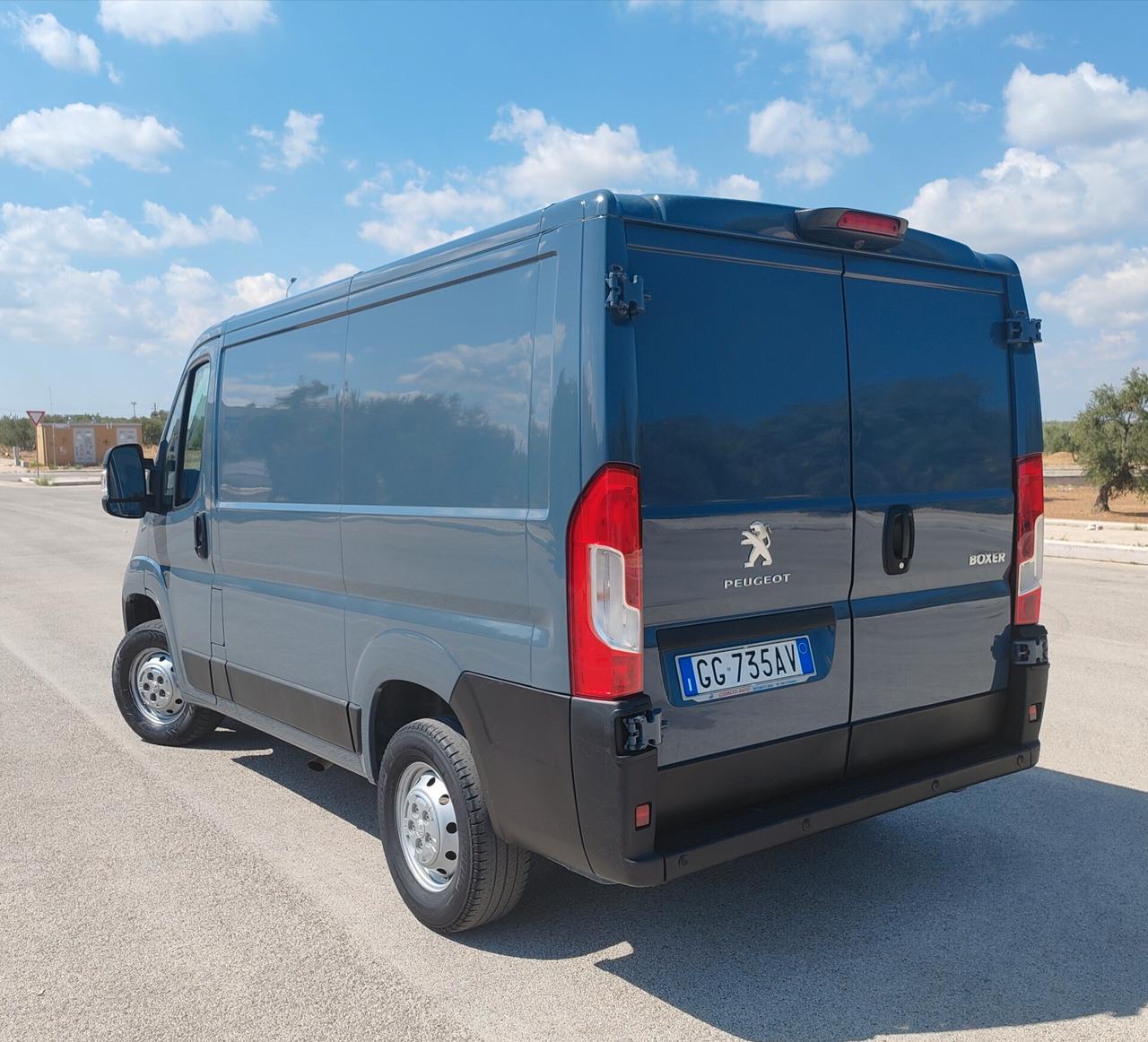 Peugeot Boxer 330 2.2 BlueHDi 120 S&S PC-TN Furgone PARI AL NUOVO