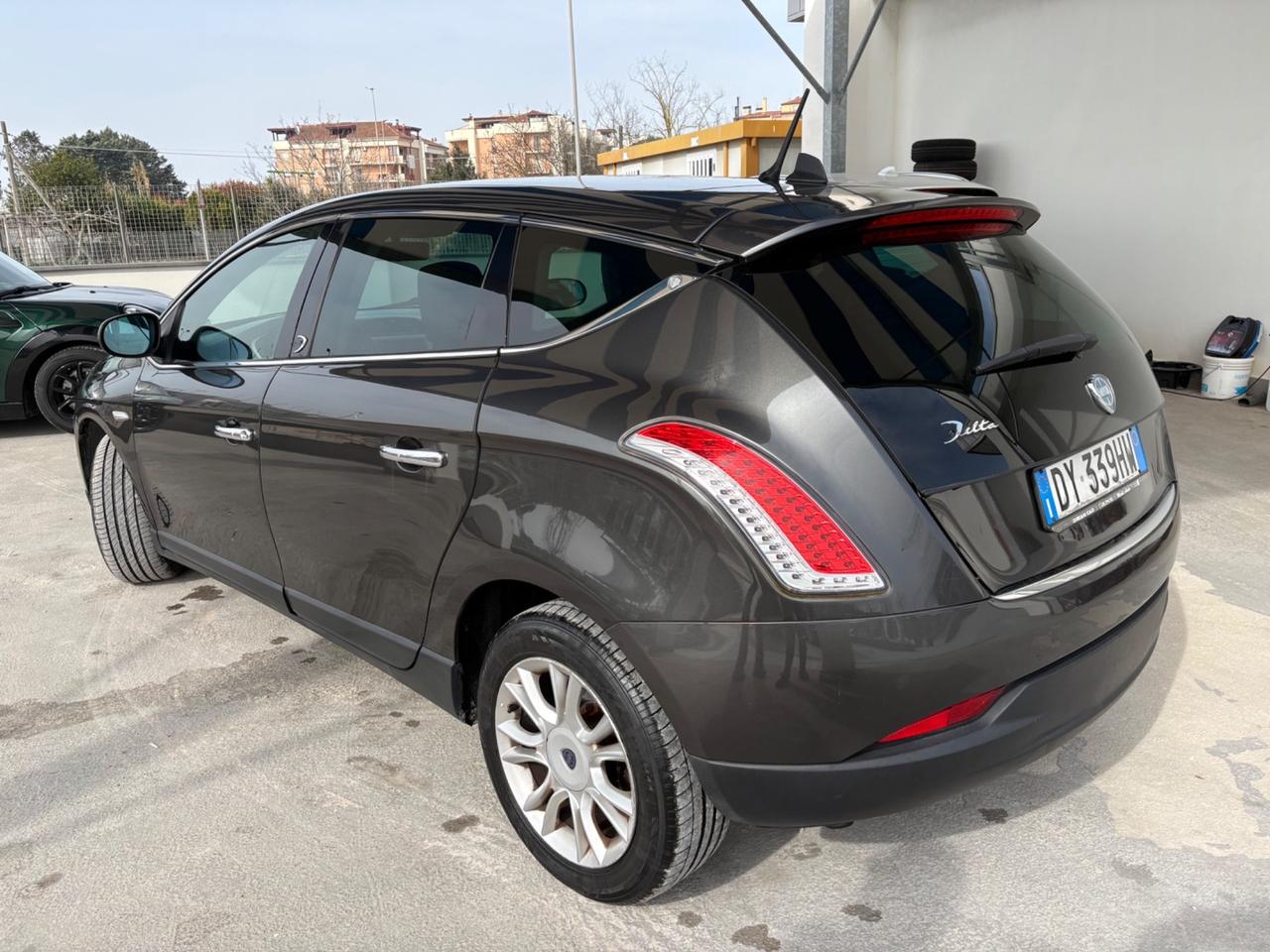 Lancia Delta 2.0 MJT DPF Oro