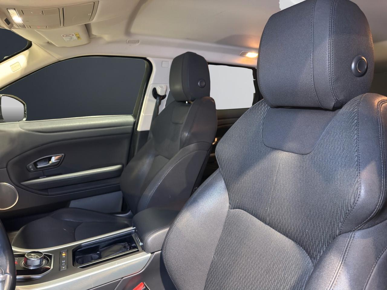 Land Rover Range Evoque 2.0 TD4 150 CV 5p. SE