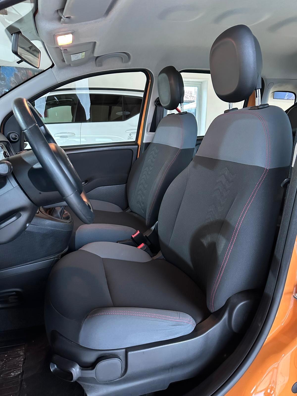 FIAT PANDA 1.2 CONNECTED BY WIND 69CV SEDILE GUIDA REGOLABILE IN ALTEZZA 5 POSTI