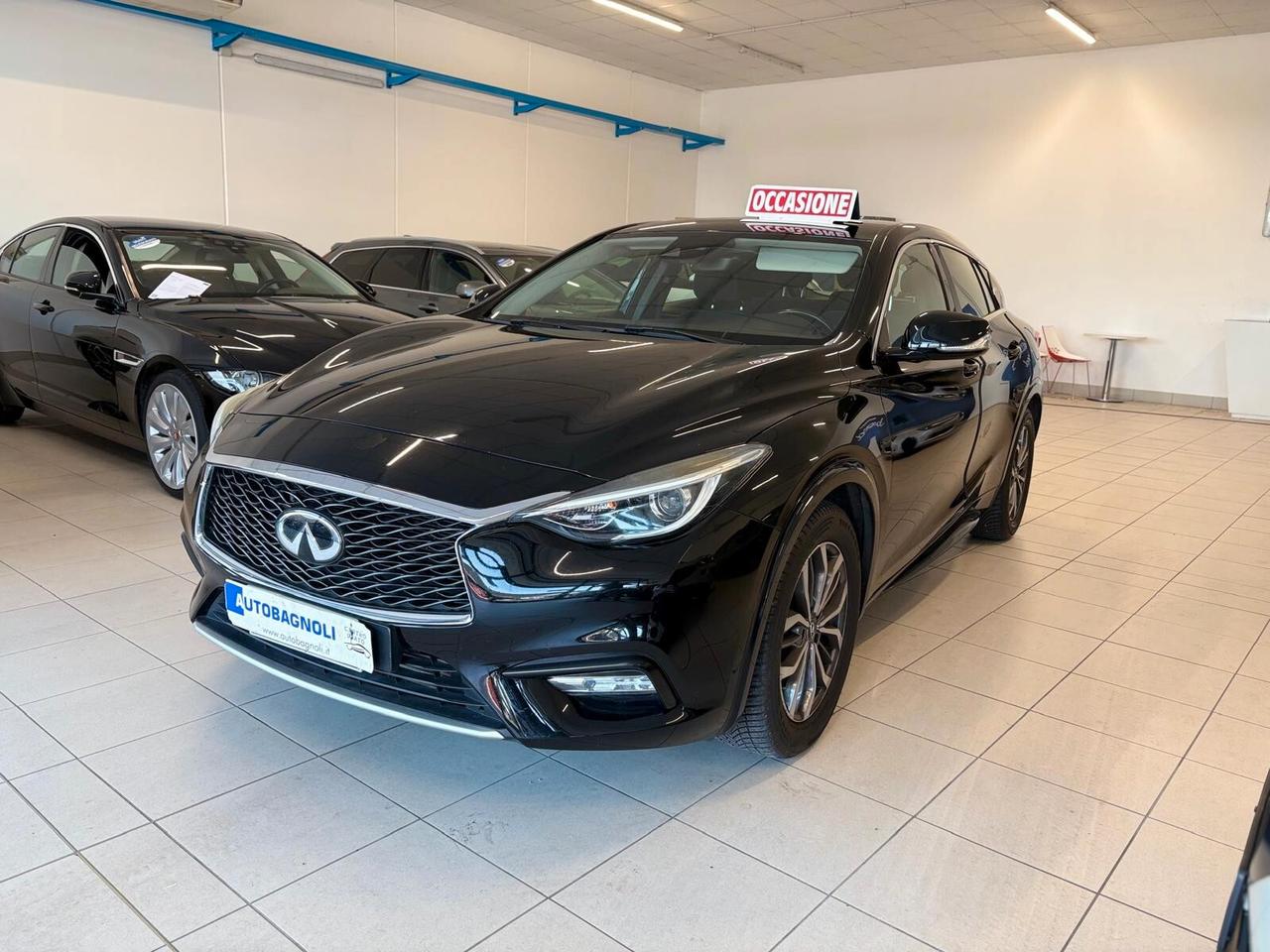 Infiniti Q30 BUSINESS 1.5 diesel DCT