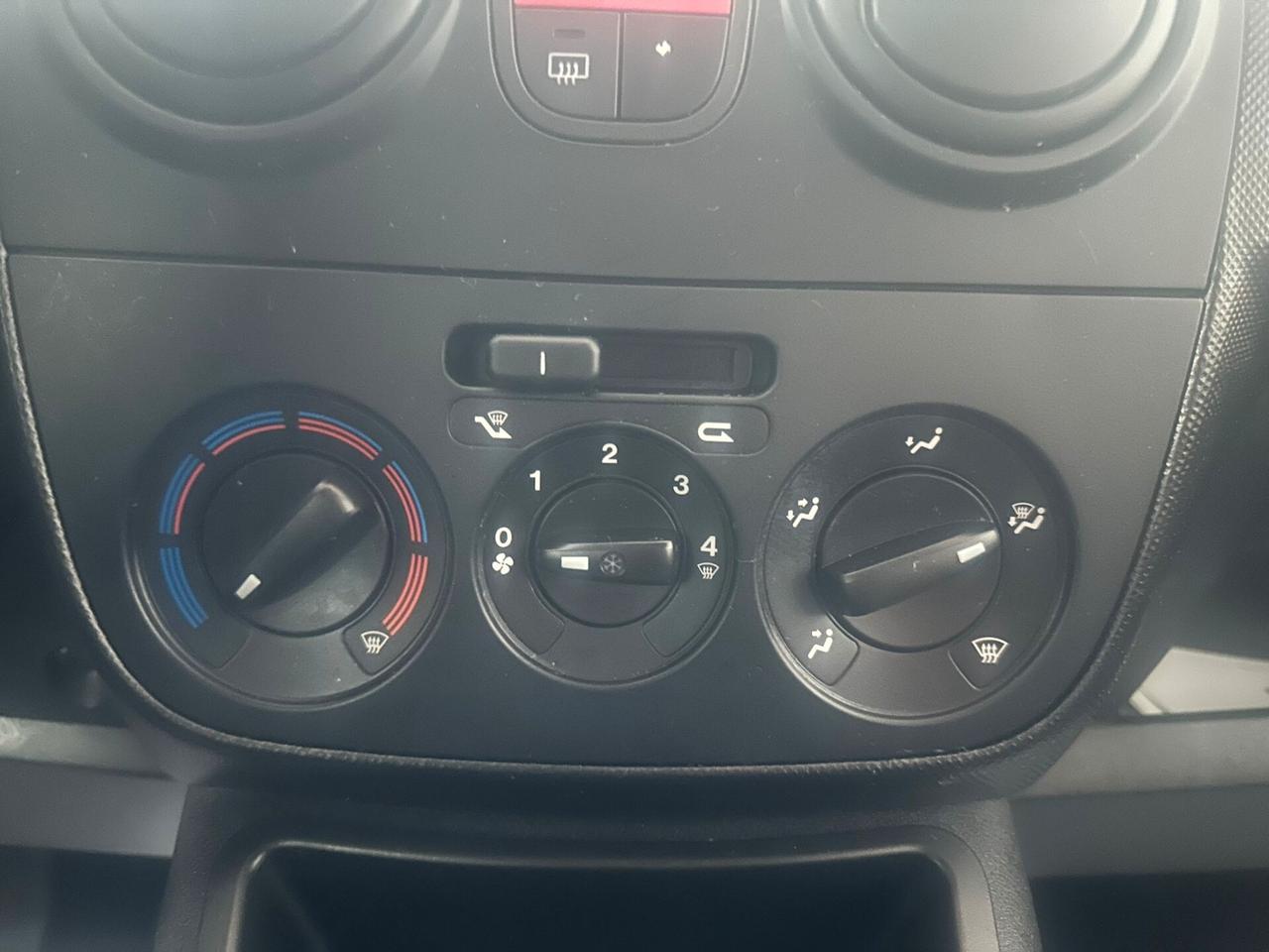 Fiat Qubo 1.4 8V 77 CV Easy