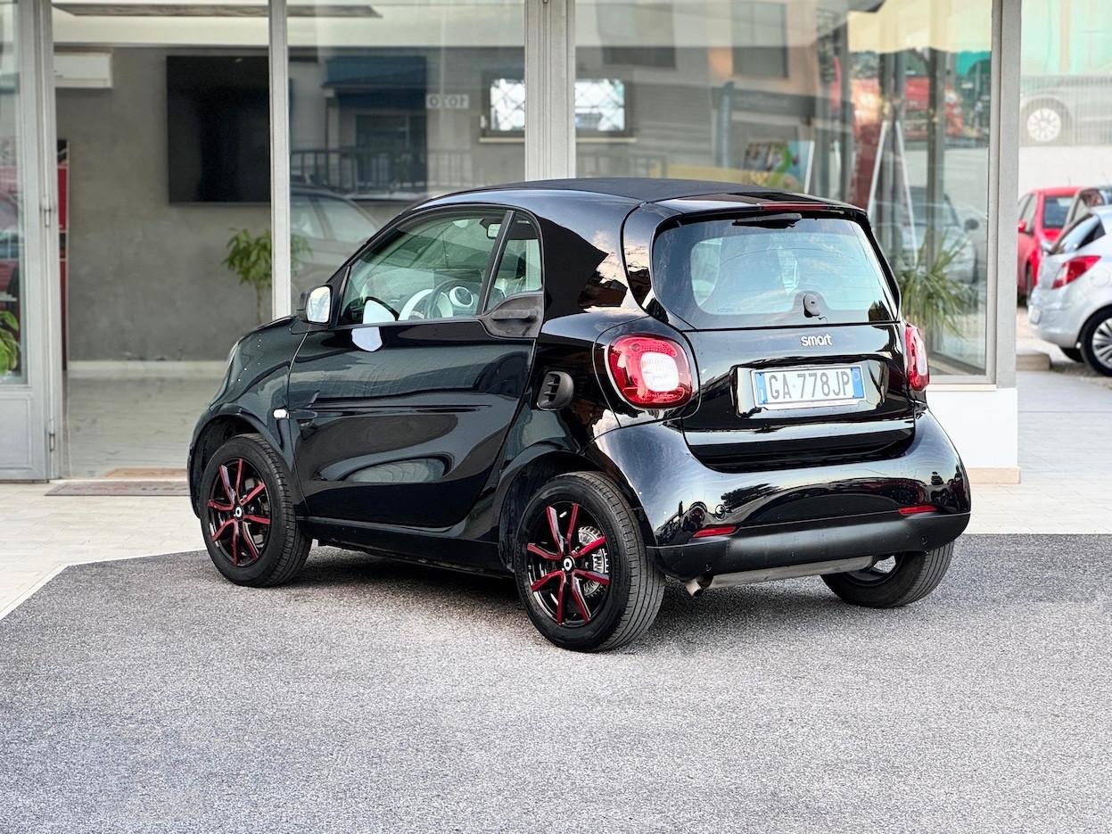 Smart ForTwo 1.0 Benzina 71CV E6 - 2017