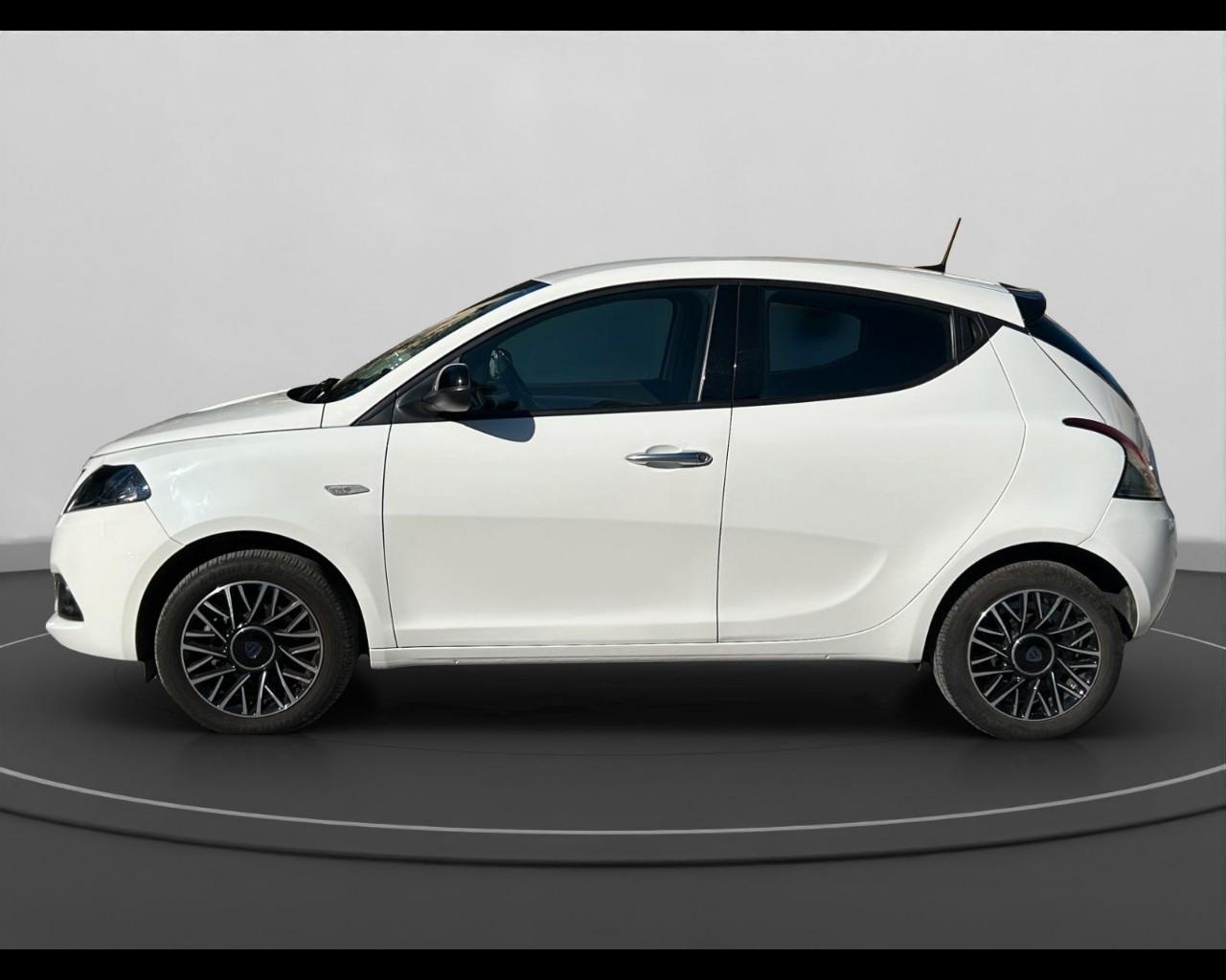 LANCIA Ypsilon III 2021 - Ypsilon 1.0 firefly hybrid Platino s&s 70cv