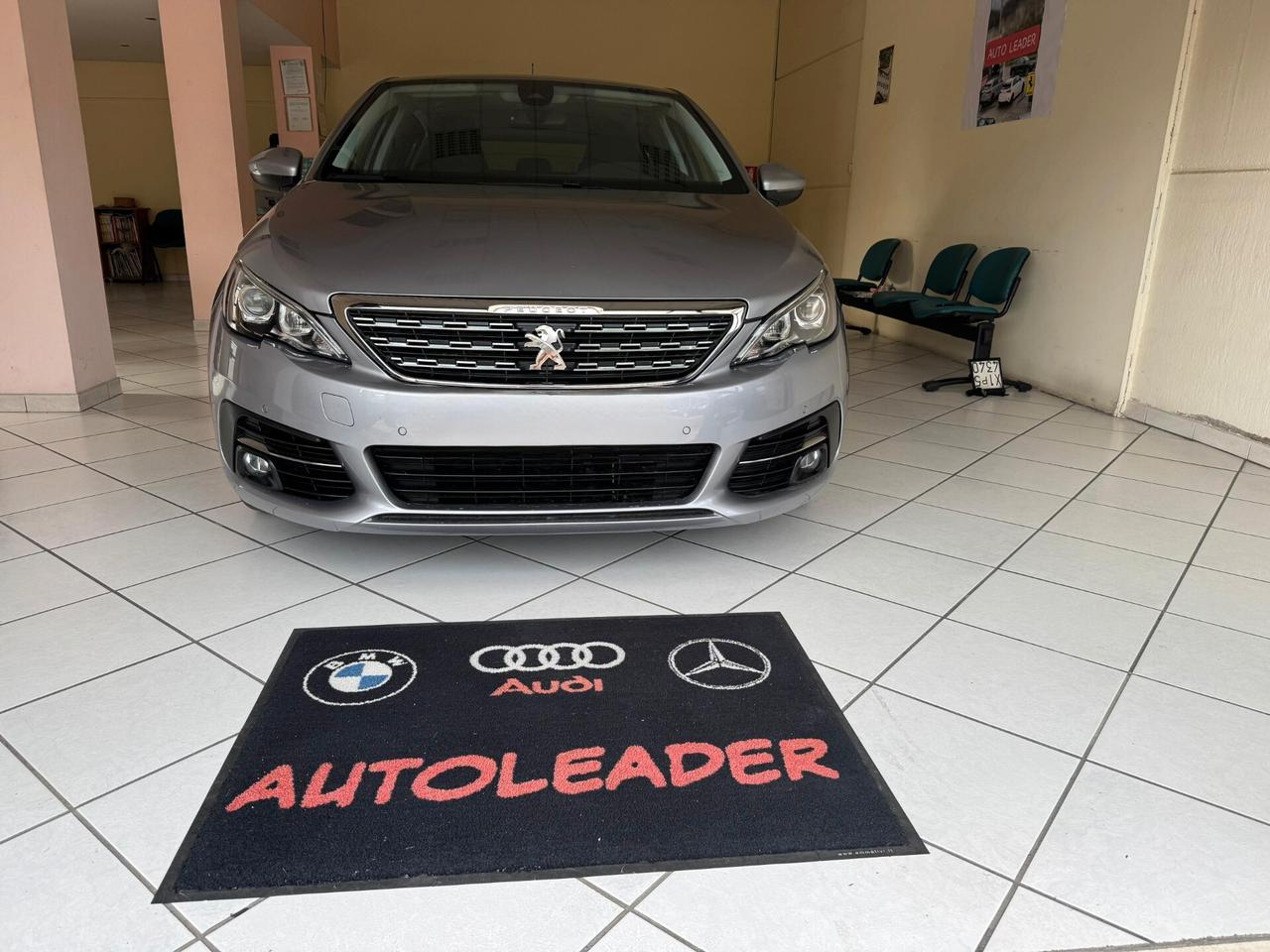 Peugeot 308 PureTech Turbo 130 S&S Allure