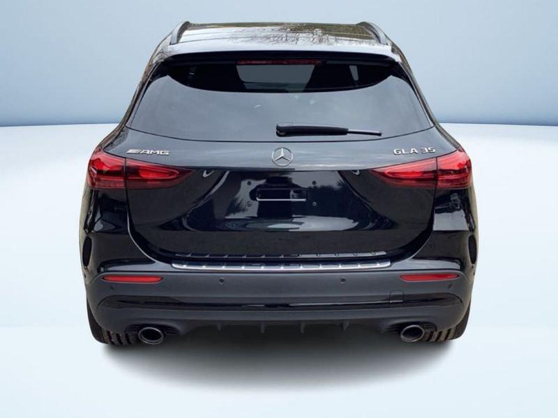 Mercedes-Benz GLA 35 AMG Line Premium