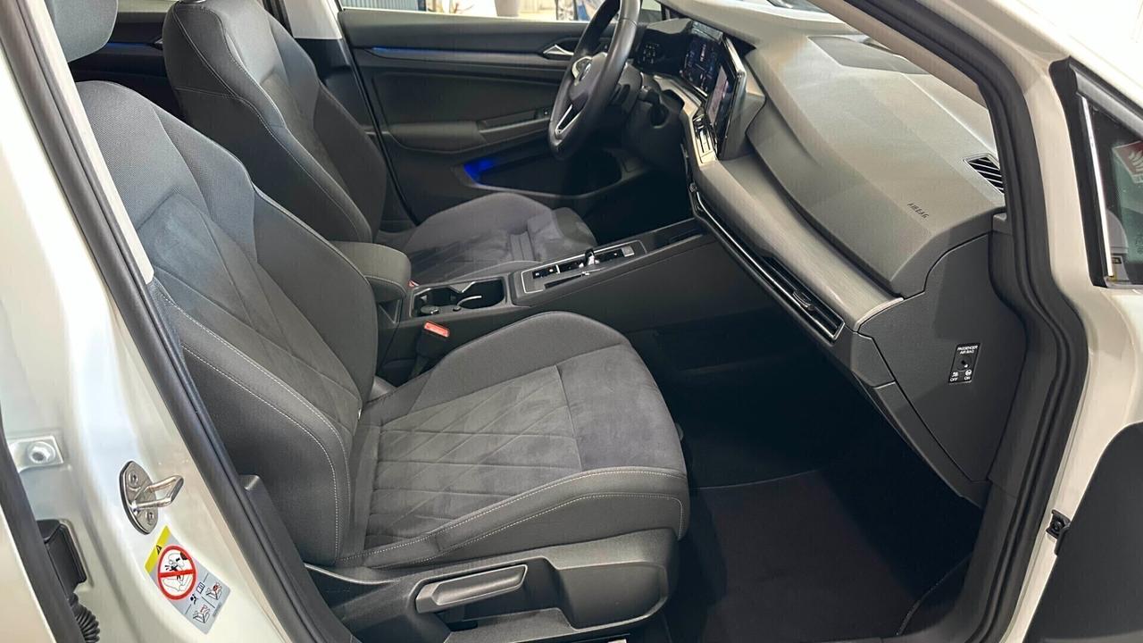 Volkswagen Golf 2.0 TDI 150 CV DSG SCR Style