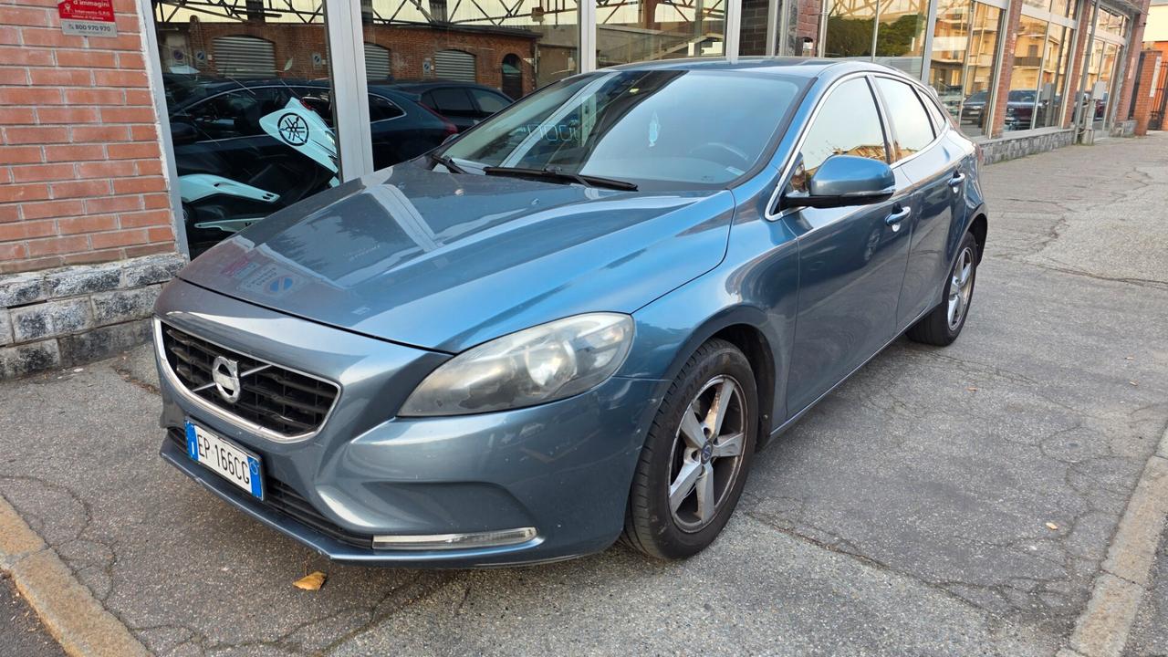 Volvo V40 D3 Momentum