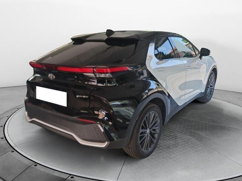 Toyota C-HR Plug-in Hybrid 220 Lounge Hero