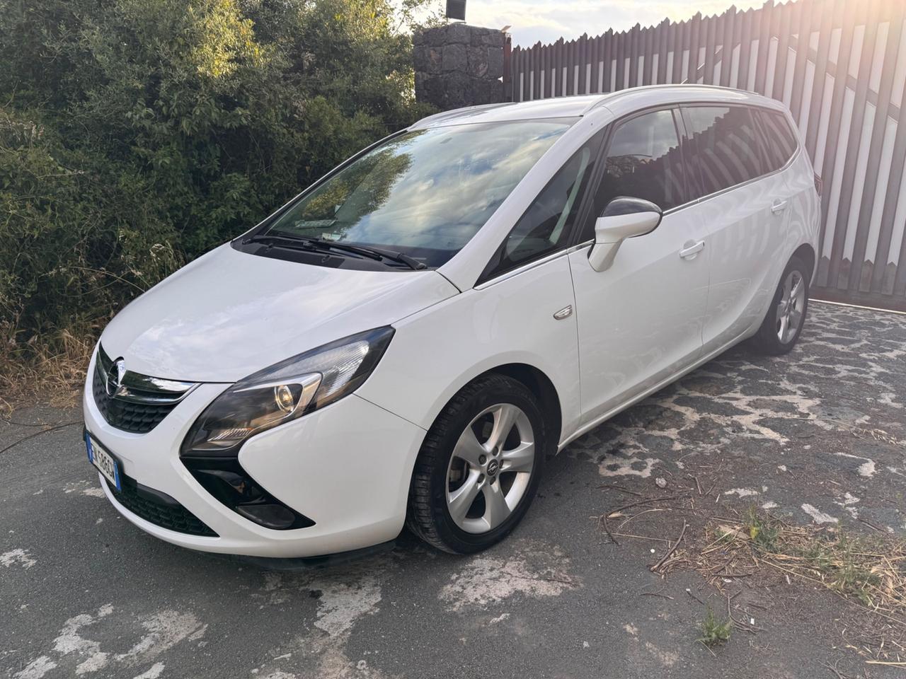opel zafira 7 posti 2.0 diesel