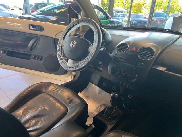 VOLKSWAGEN New Beetle 1.6 Cabrio Neopatentati