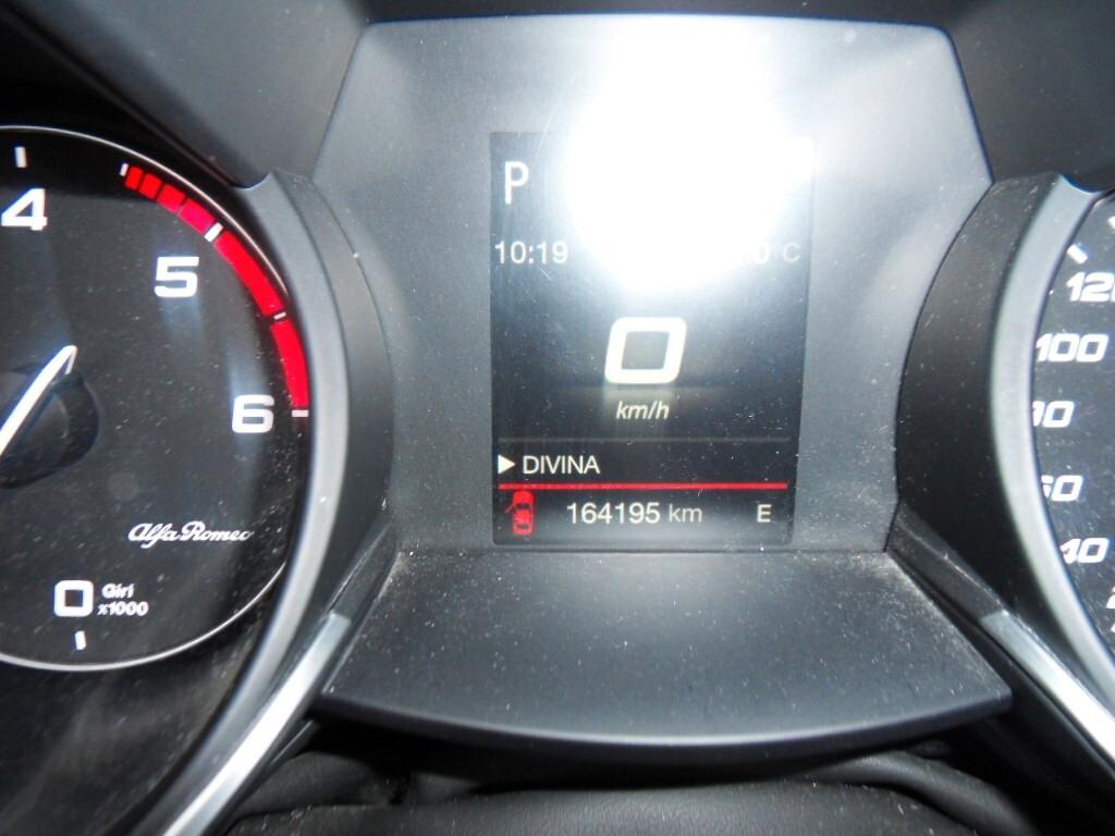 Alfa Romeo Stelvio 2.2 Turbodiesel 210 CV AT8 Q4 Executive