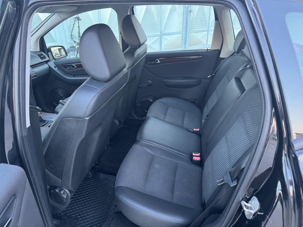 Mercedes-benz A 160 BlueEFFICIENCY Elegance