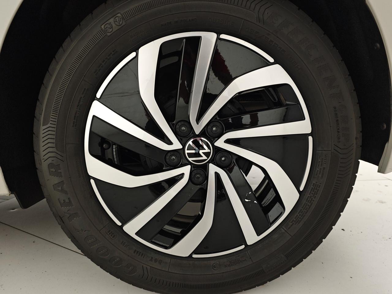 Volkswagen Polo 1.0 Young km0