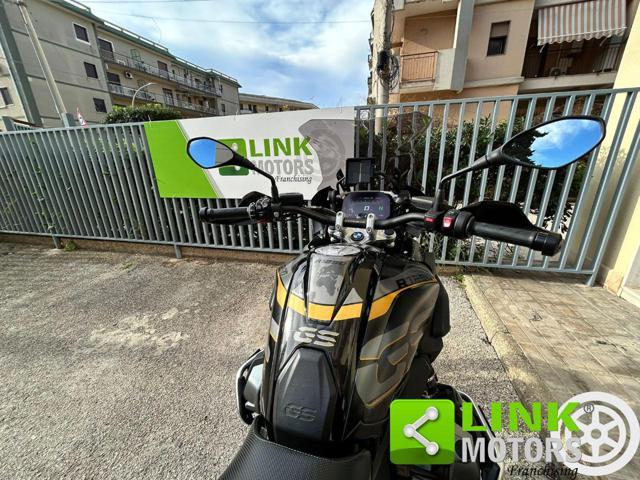BMW R 1250 GS .