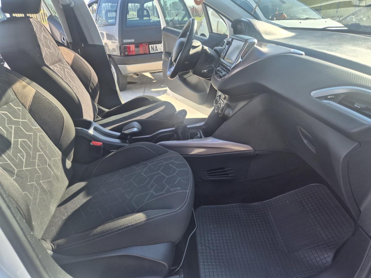 Peugeot 2008 PureTech 82 Allure