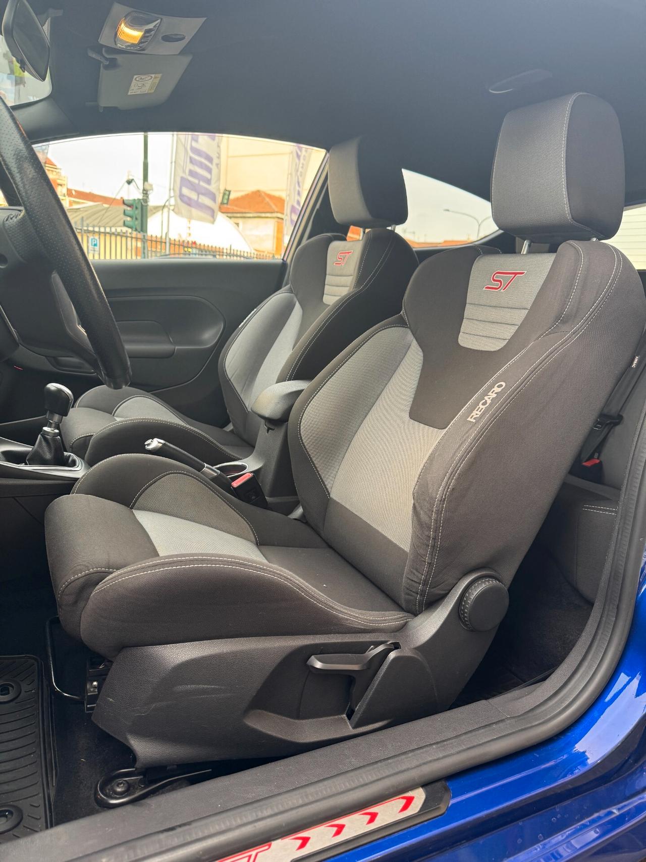 Ford Fiesta 1.6 182CV 3 porte ST