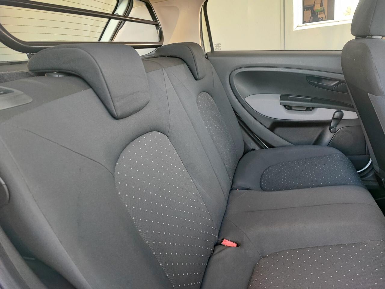 Fiat Punto 1.3 MJT 16V 5p. 4p.ti Active Van AUTOCARRO