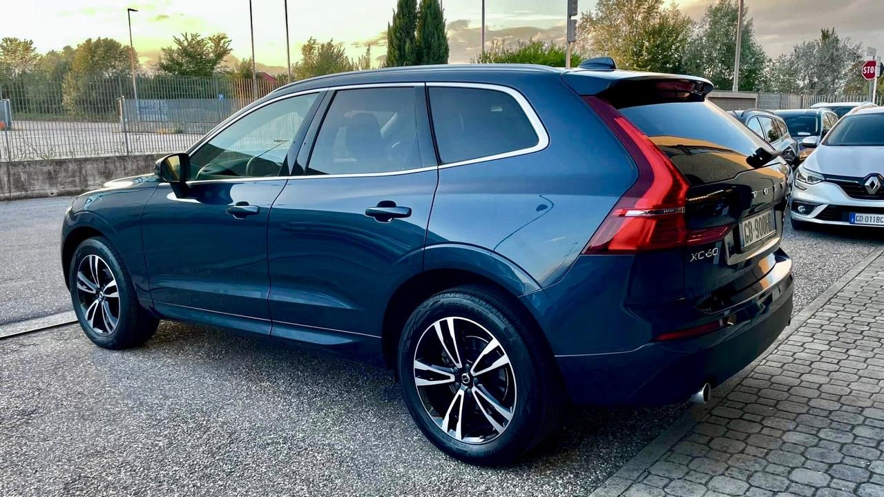 Volvo XC 60 D4 Geartronic Momentum AUTOMATICA AWD