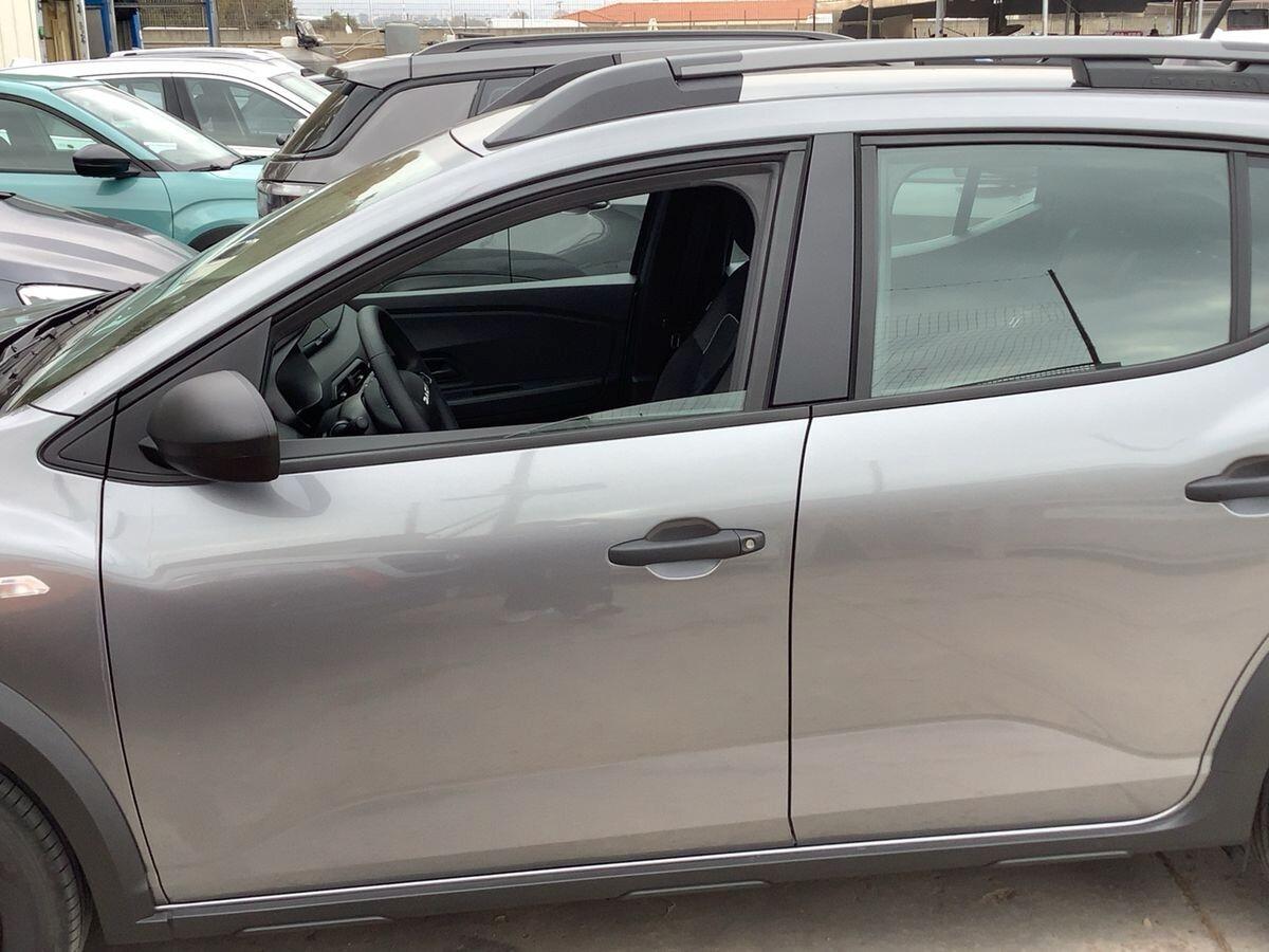 AUTO IN ARRIVO Dacia Sandero Stepway 1.0 TCe ECO-G Essential