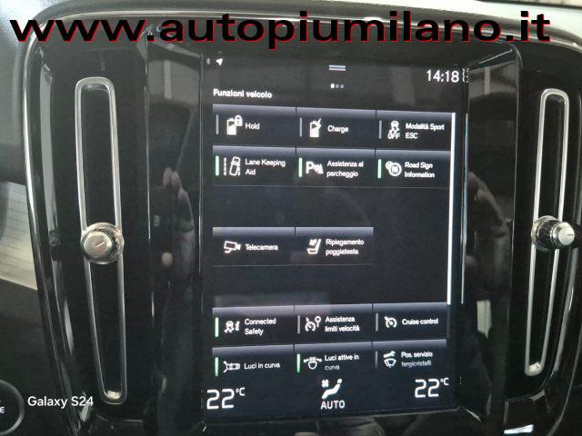 VOLVO XC40 T5 Recharge Plug-in Hybrid Inscription Expression