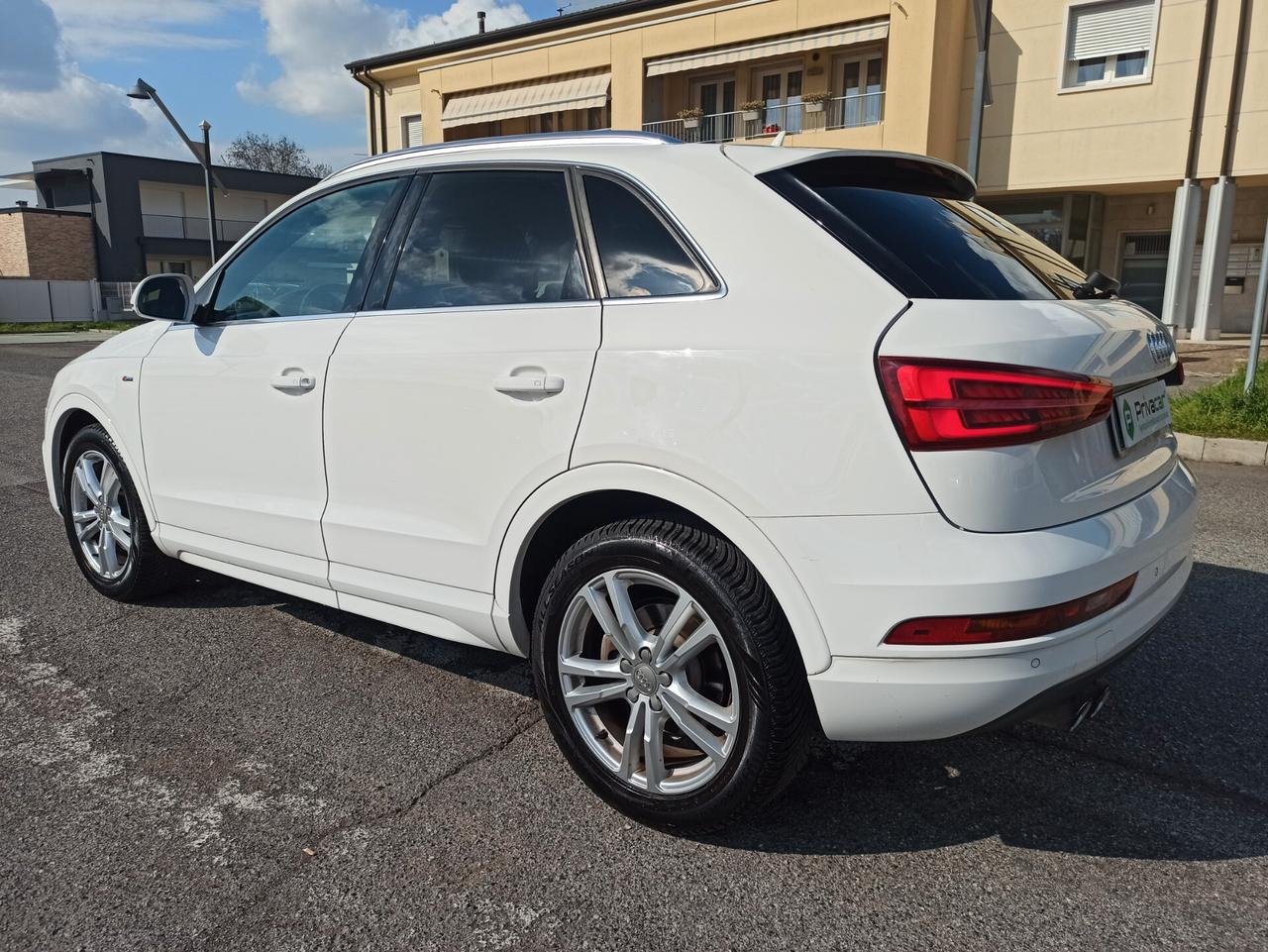 Audi Q3 2.0 TFSI 180 CV quattro S tronic Sport