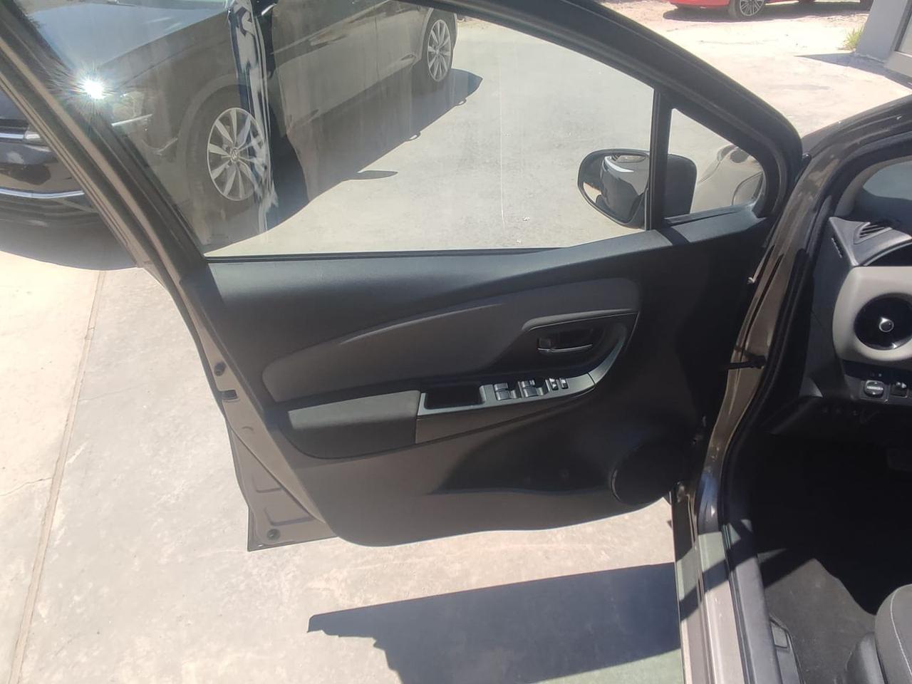 Toyota Yaris 1.5 Hybrid #2599