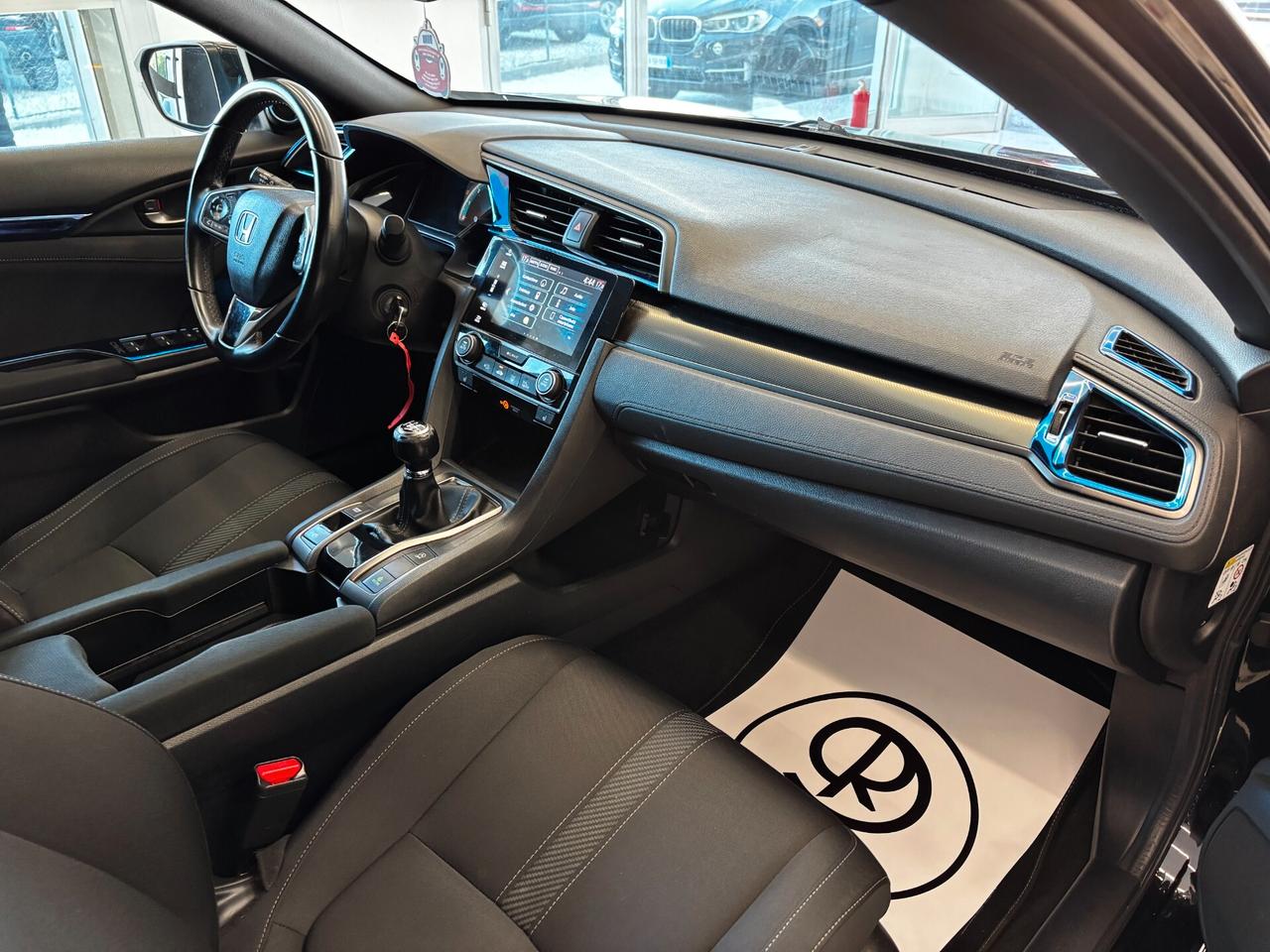 Honda Civic 1.0 VTEC Elegance 130CV