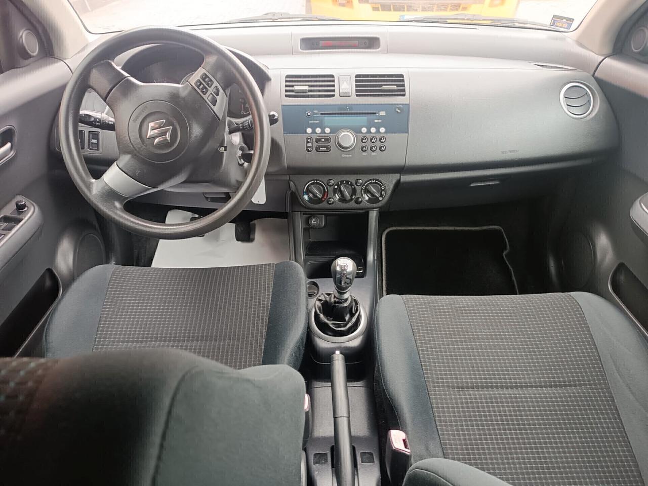 Suzuki Swift 1.3 DDiS 5p. GL