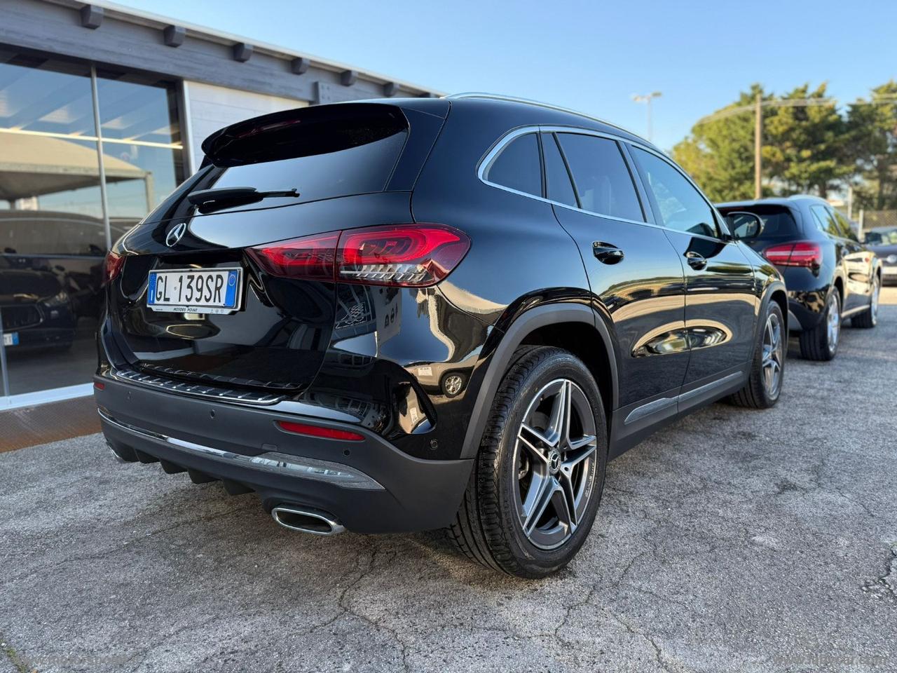 MERCEDES-BENZ GLA 180 d Automatic Premium