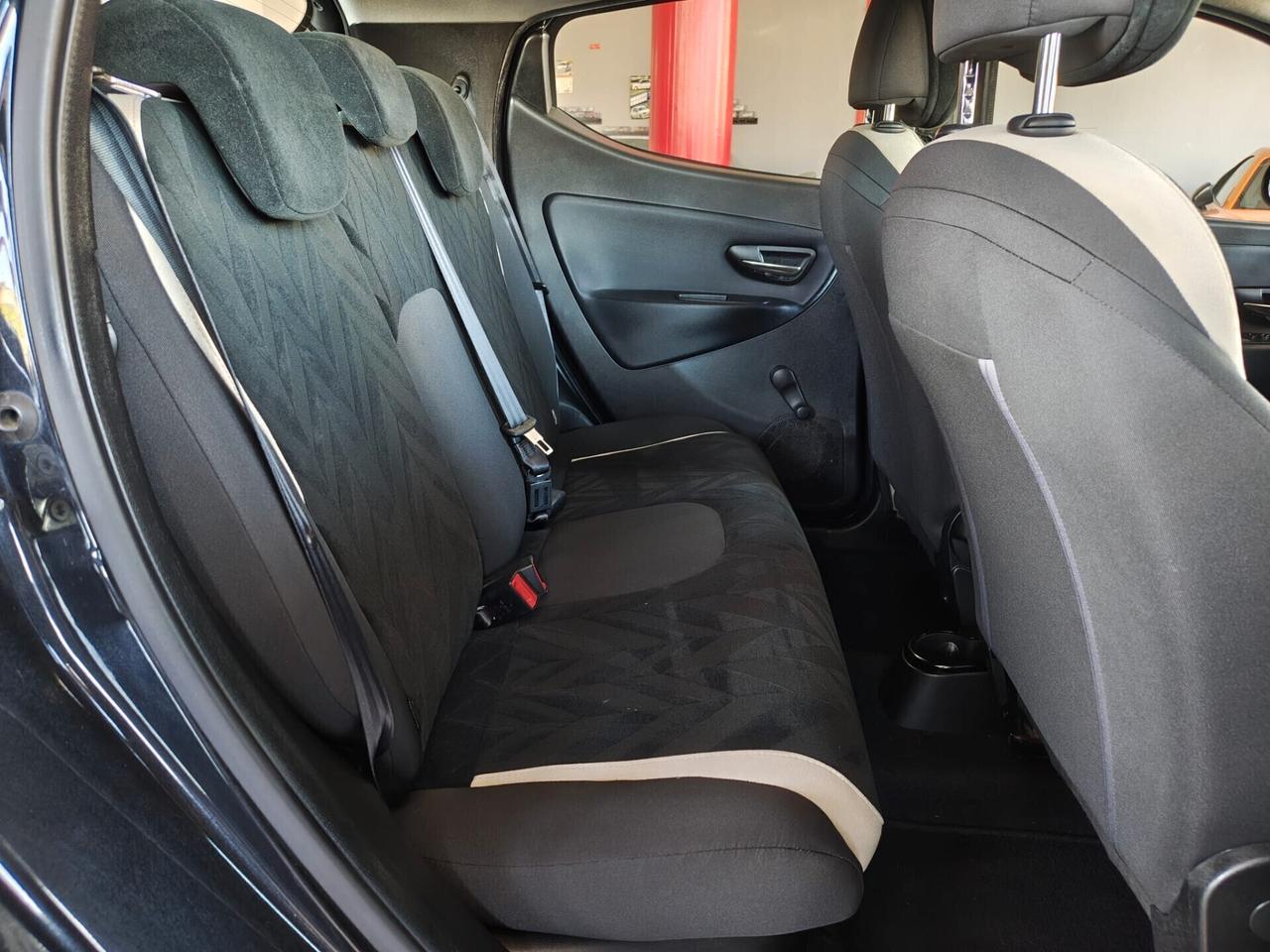 Lancia Ypsilon 1.2 69 CV 5 porte GAS (GPL)