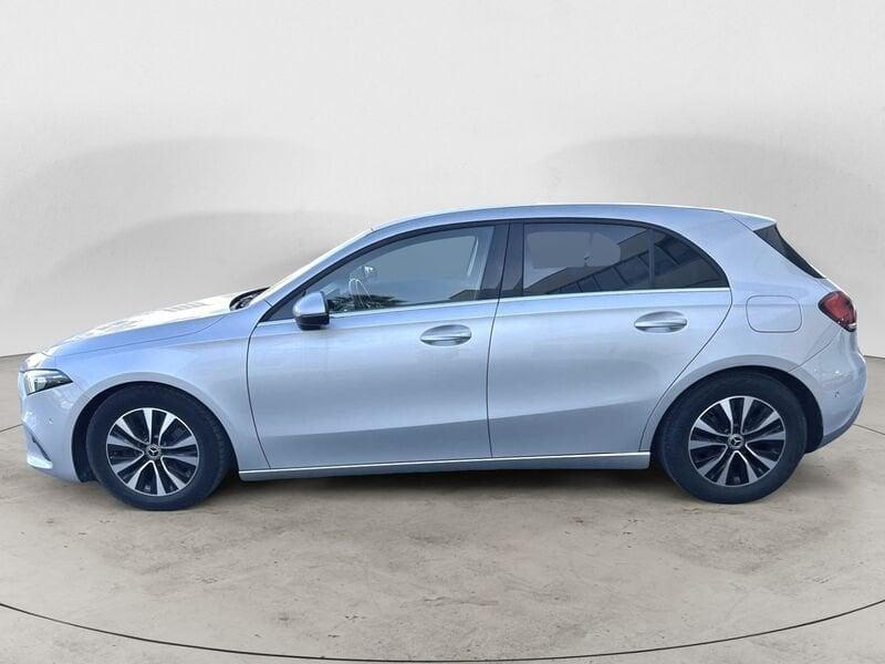 Mercedes-Benz Classe A 180 d 116 CV NAVI LED Business Extra