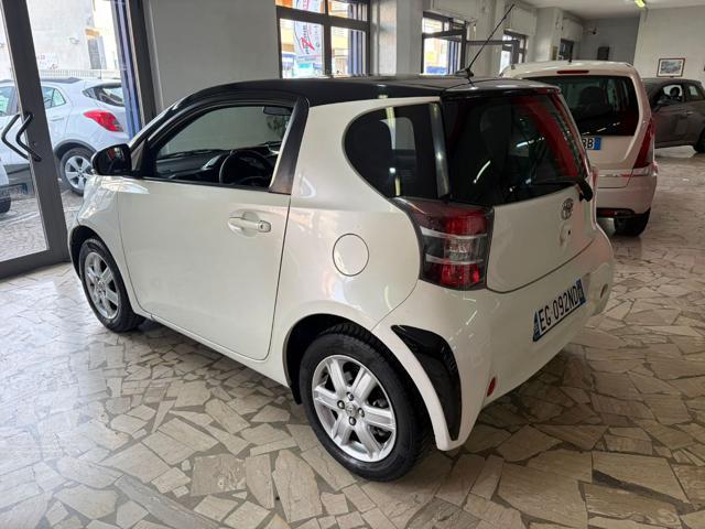 TOYOTA iQ 1.0 Sol