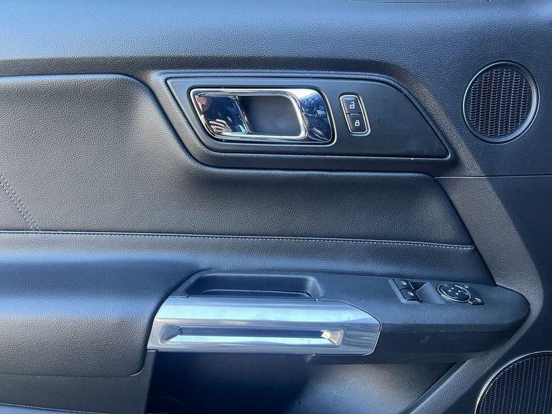 Ford Mustang Fastback 2.3 Aut.Ecoboost Allestimento GT350 317 CV