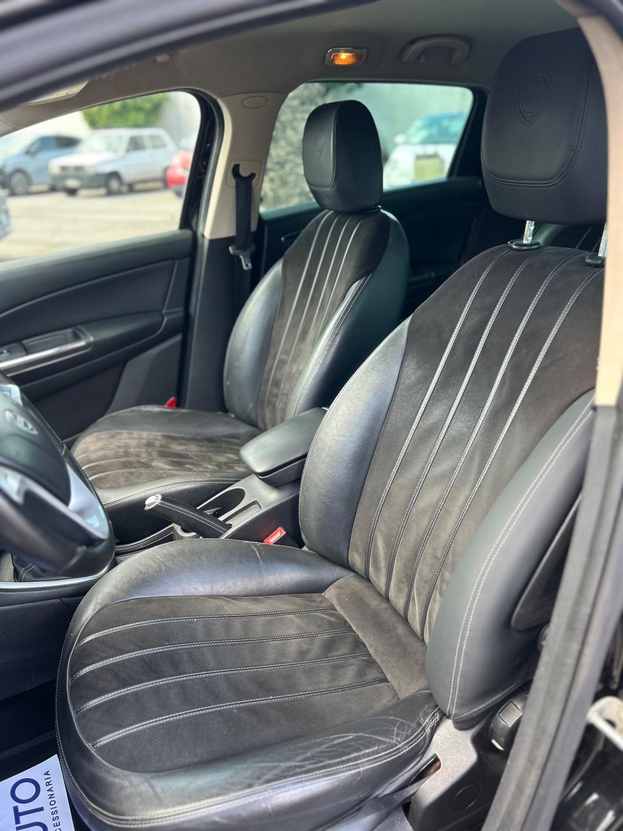 Lancia Delta 1.6 MJT Gold