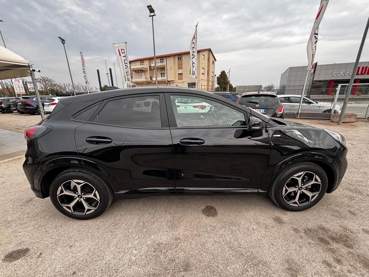 Ford Puma 1.0 EcoBoost Hybrid 125 CV S&S aut. ST-Line