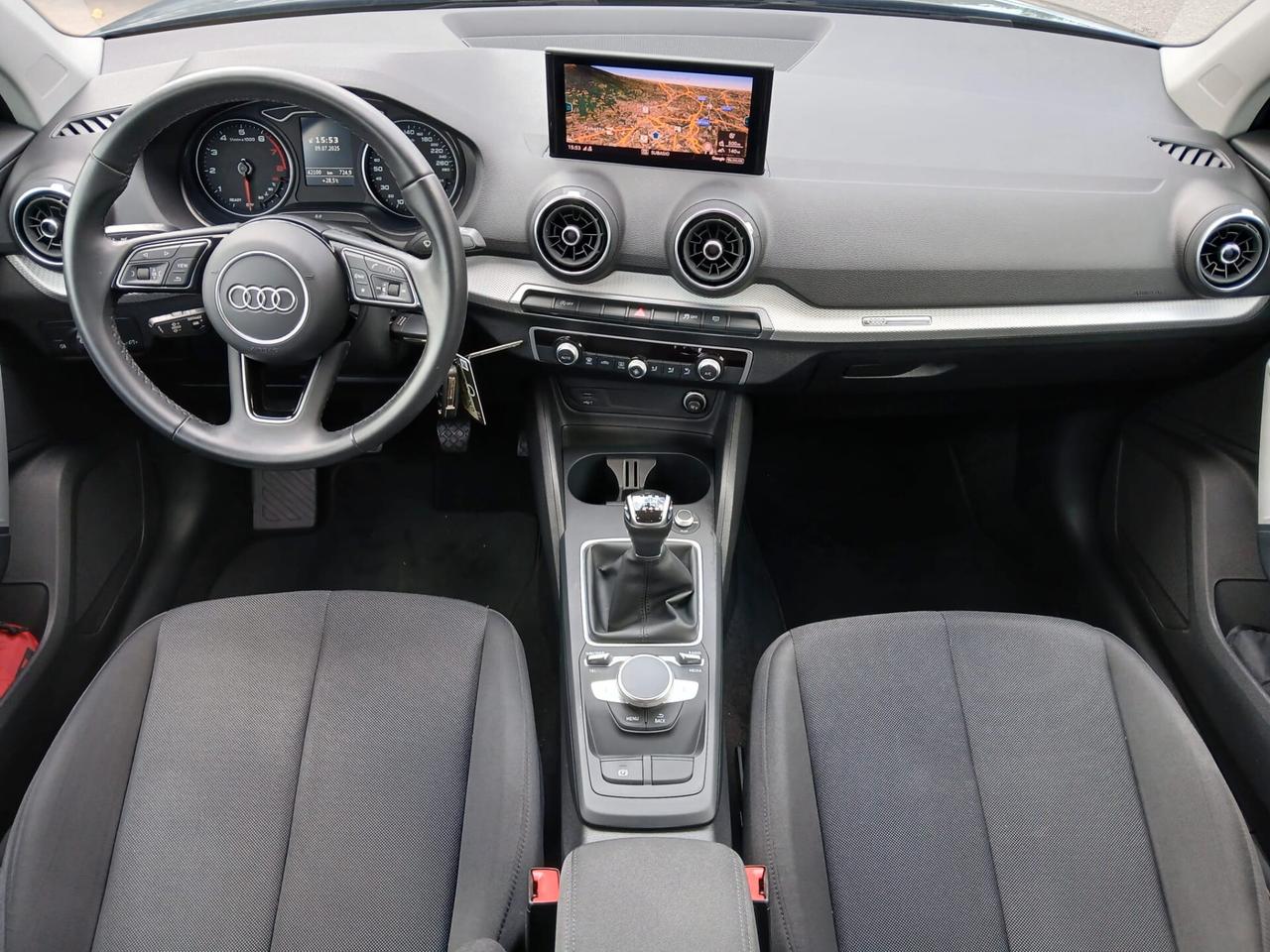 Audi Q2 30 TFSI Business