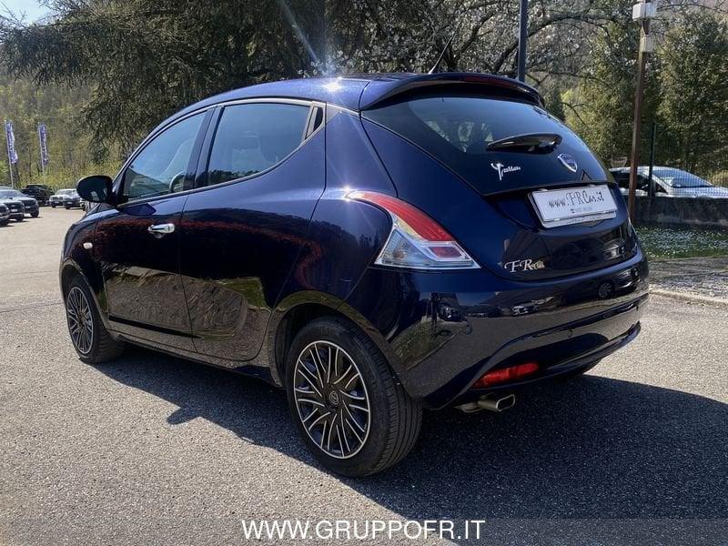 Lancia Ypsilon 1.2 69 CV 5 porte Gold