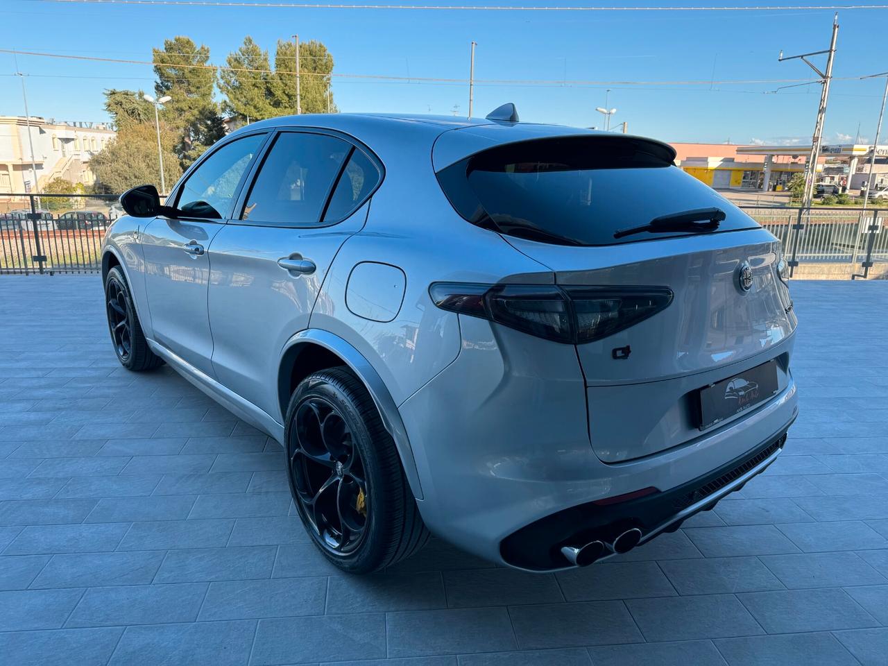 Alfa Romeo Stelvio 2.9 Bi-Turbo V6 510 CV AT8 Quadrifoglio