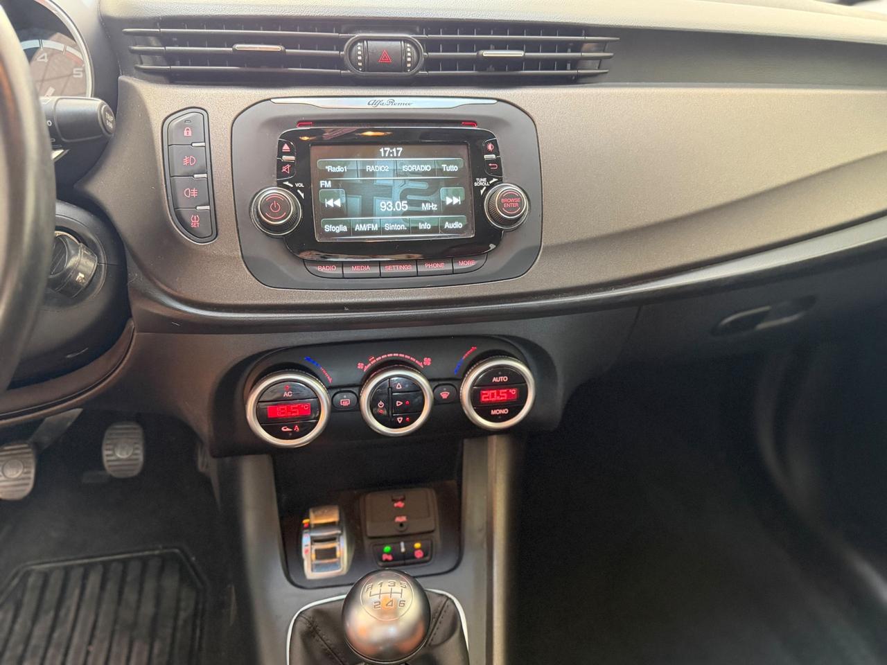 Alfa Romeo Giulietta 1.6 JTDm-2 105 CV Exclusive