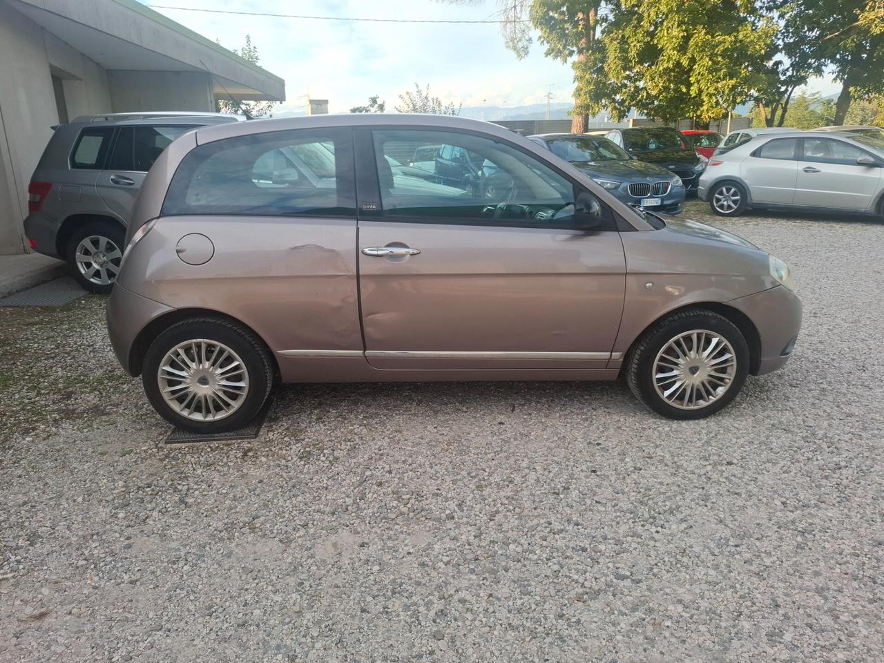 Lancia Ypsilon 1.2 69 CV Elle