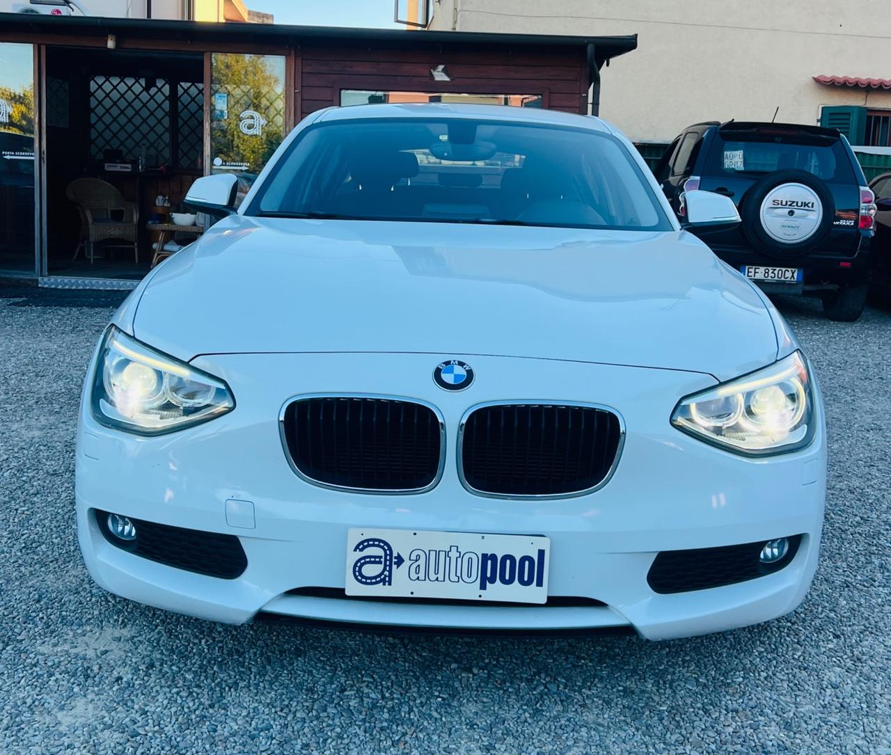 Bmw 116 116i 5p. Unique