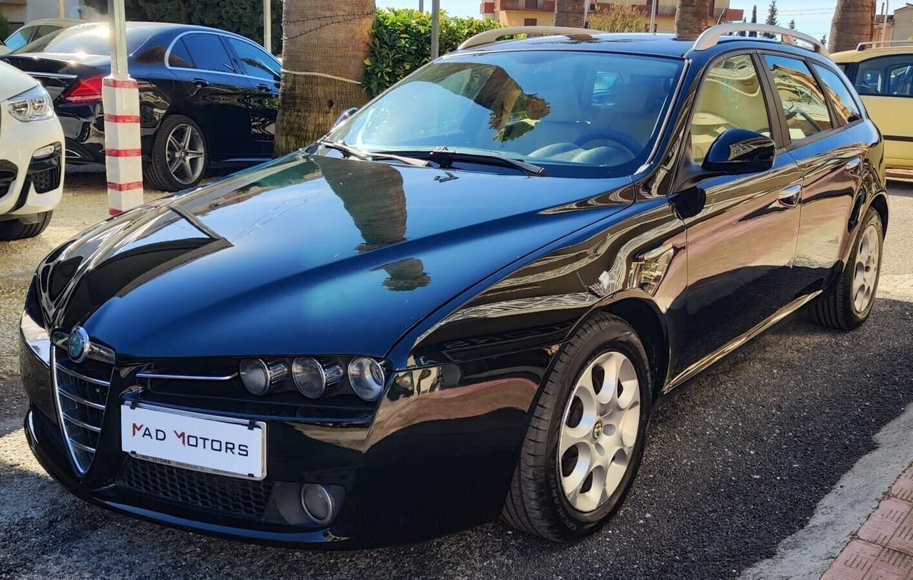 Alfa Romeo 159 1.9 JTDm Sportwagon Distinctive 120