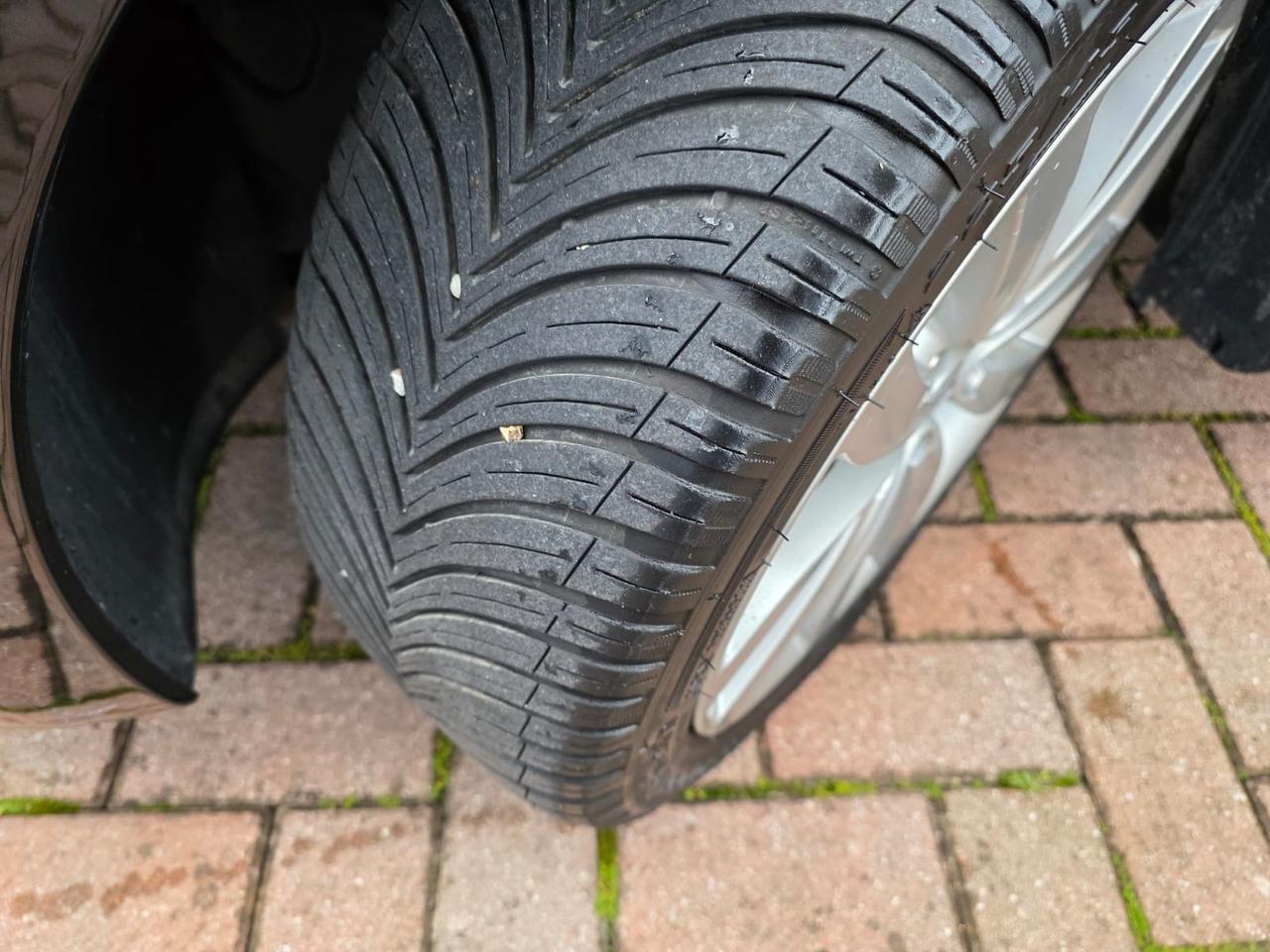 Kia Carens 1.7 CRDi 115 CV Class 7 posti