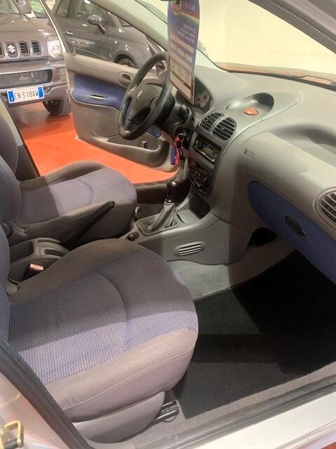 Peugeot 206 1.1 5p. XT-unico proprietario-distribuzione eseguita-OTTIMA