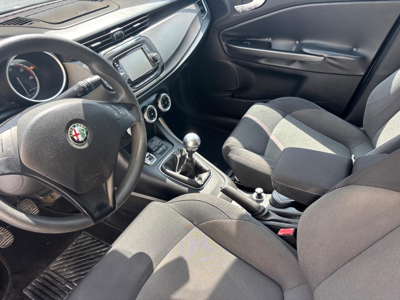 Alfa Romeo Giulietta 1.6 JTDm-2 105 CV Exclusive
